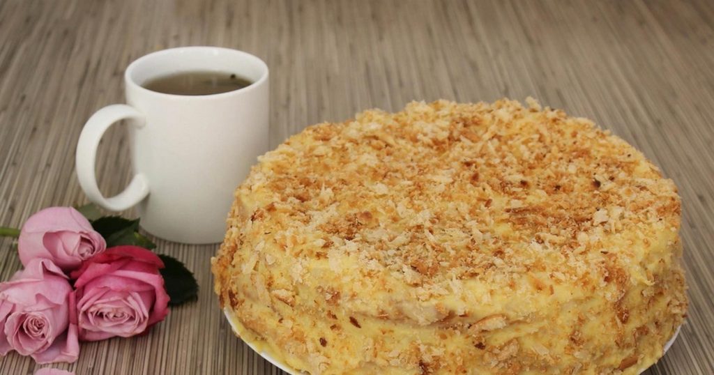 Bez mouky, těsta a sušenek: Občerstvovací dort „Napoleon“ za 15 minut – křupavé placky a jemný krém