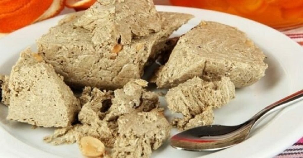 Vyzkoušejte halvu bez kapky oleje – chutnější než ta z obchodu a připravíte si ji doma