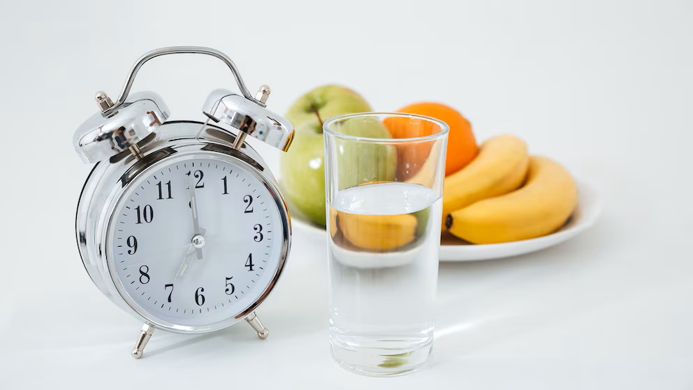 Kolik vody je třeba vypít denně, aby se regulovala hladina cukru v krvi a snížila hladina cholesterolu?