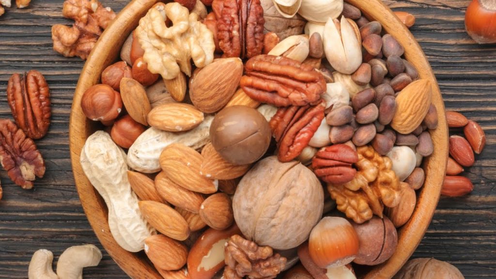 Ani vlašské ořechy, ani mandle: sušené ovoce, které pomáhá kontrolovat hladinu cholesterolu a chrání kosti