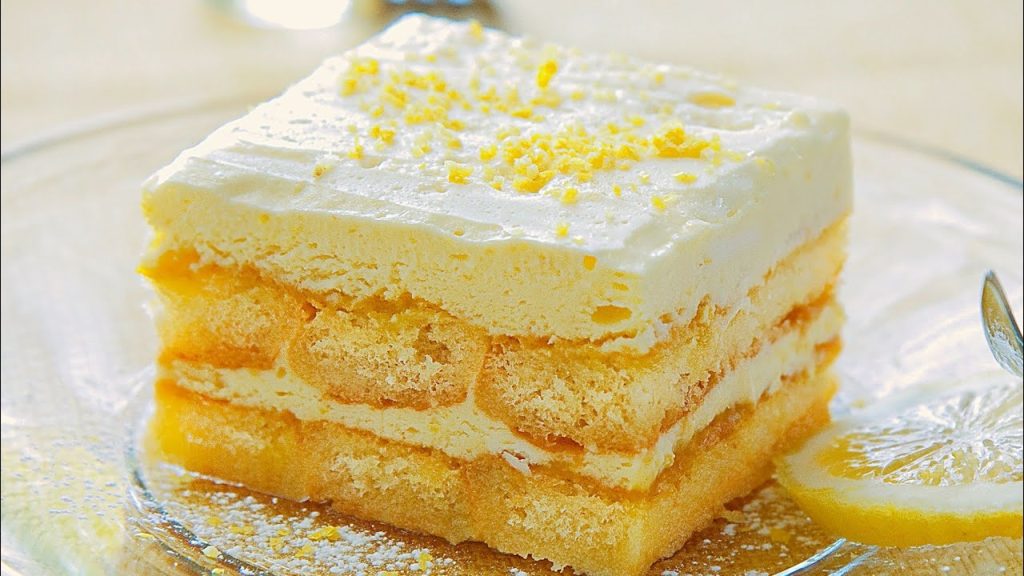 Víc citronu už nejde: tento dort chutná jako léto a slunce