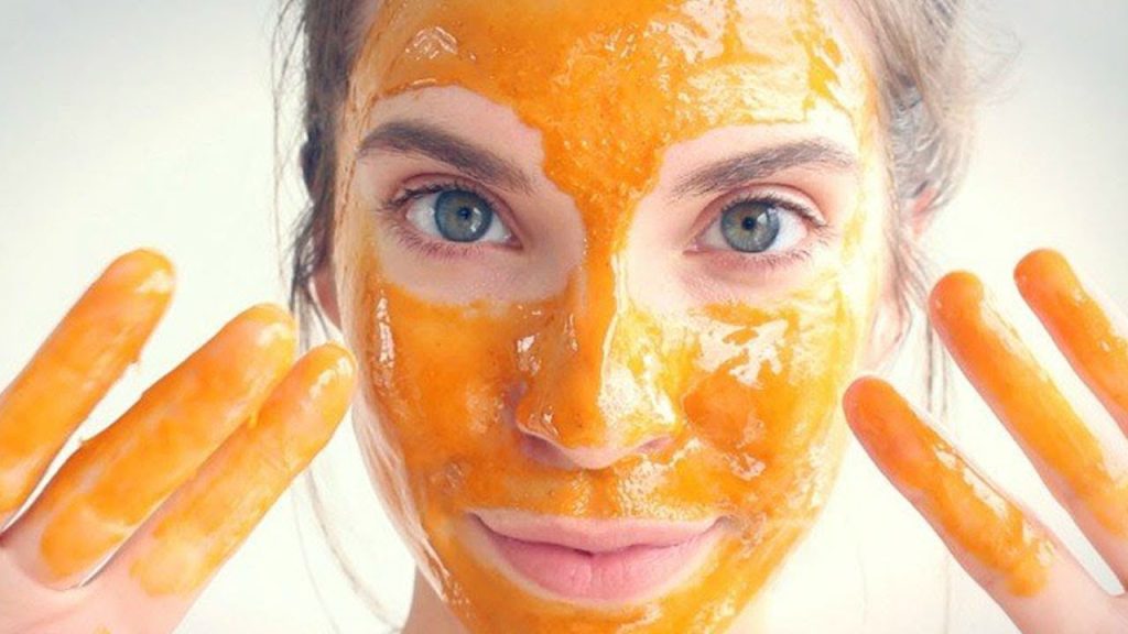 Recept na peeling pro omlazení pleti ze 2 ingrediencí