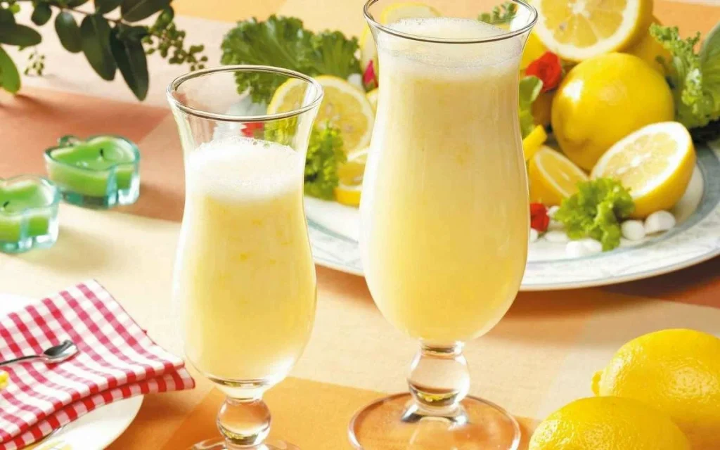 Lemon smoothie