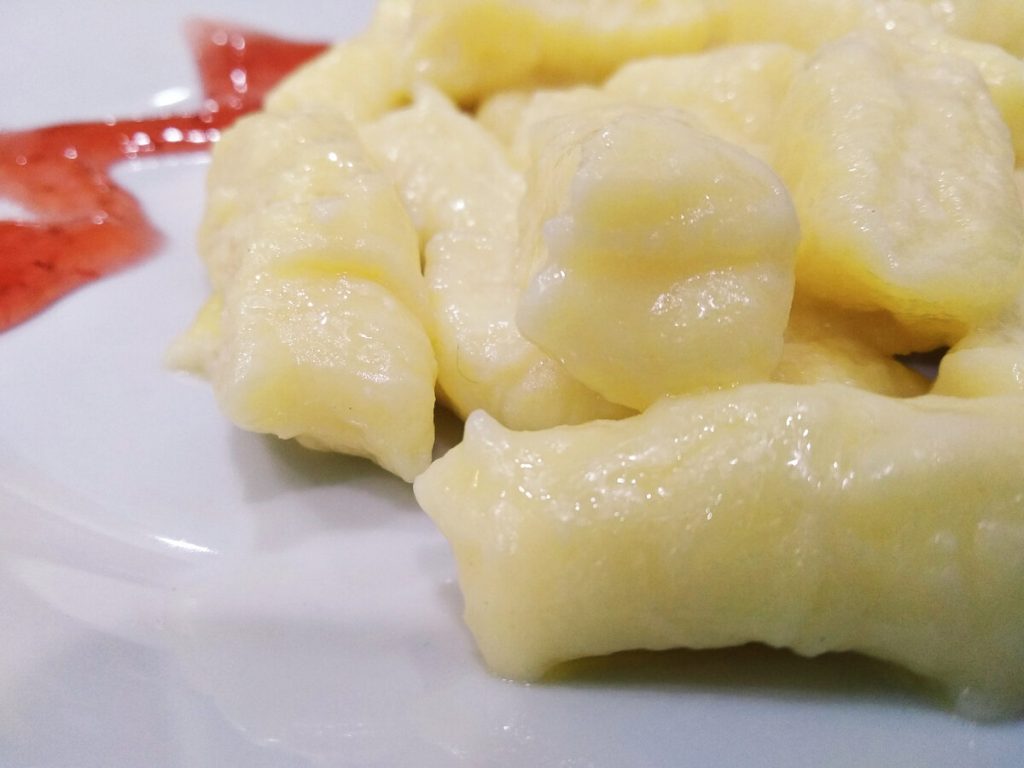 Nejrychlejší líné pelmeňky připravuji bez mixéru a šlehání pěny. Jednoduchý, lehký oběd je hotový za 30 minut.