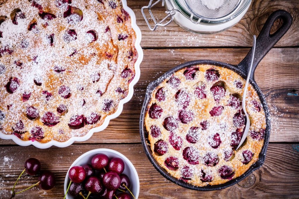 Tento skvělý šéfkuchař dal jasně najevo, že pokud jde o clafoutis, třešně je nutné zbavit pecek.