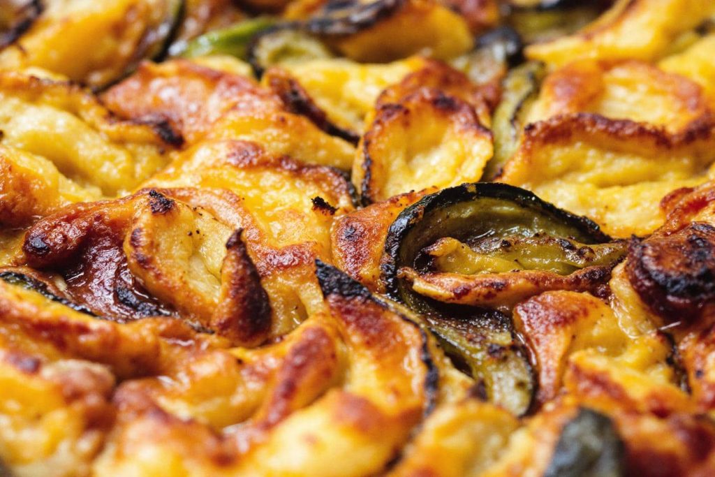 Tento clafoutis se sezónní zeleninou je hotový za okamžik a stane se pro vás lehkým a nenáročným pokrmem.